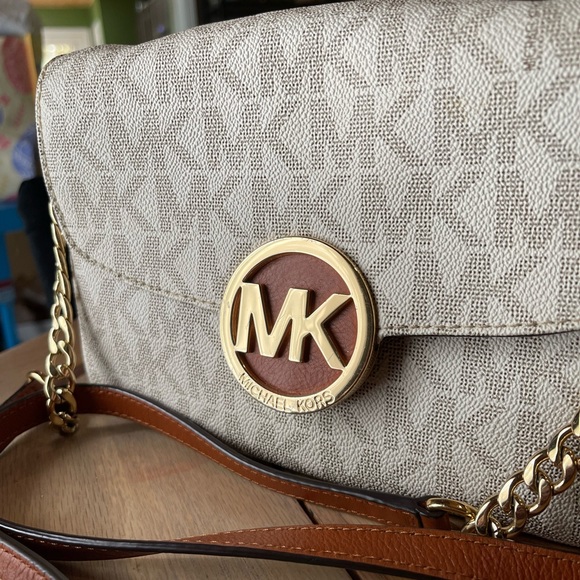 Michael Kors MK Monogram Fulton Crossbody - Picture 5 of 14